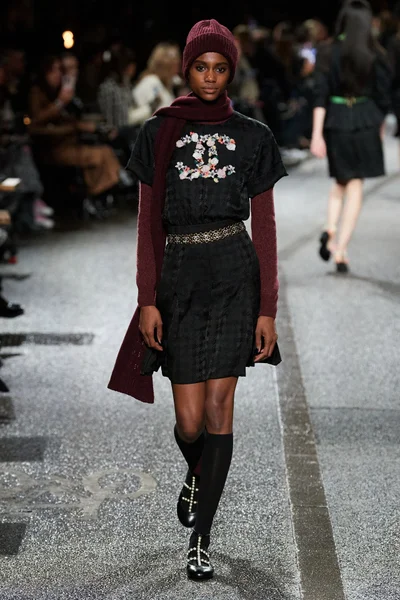 Look 67